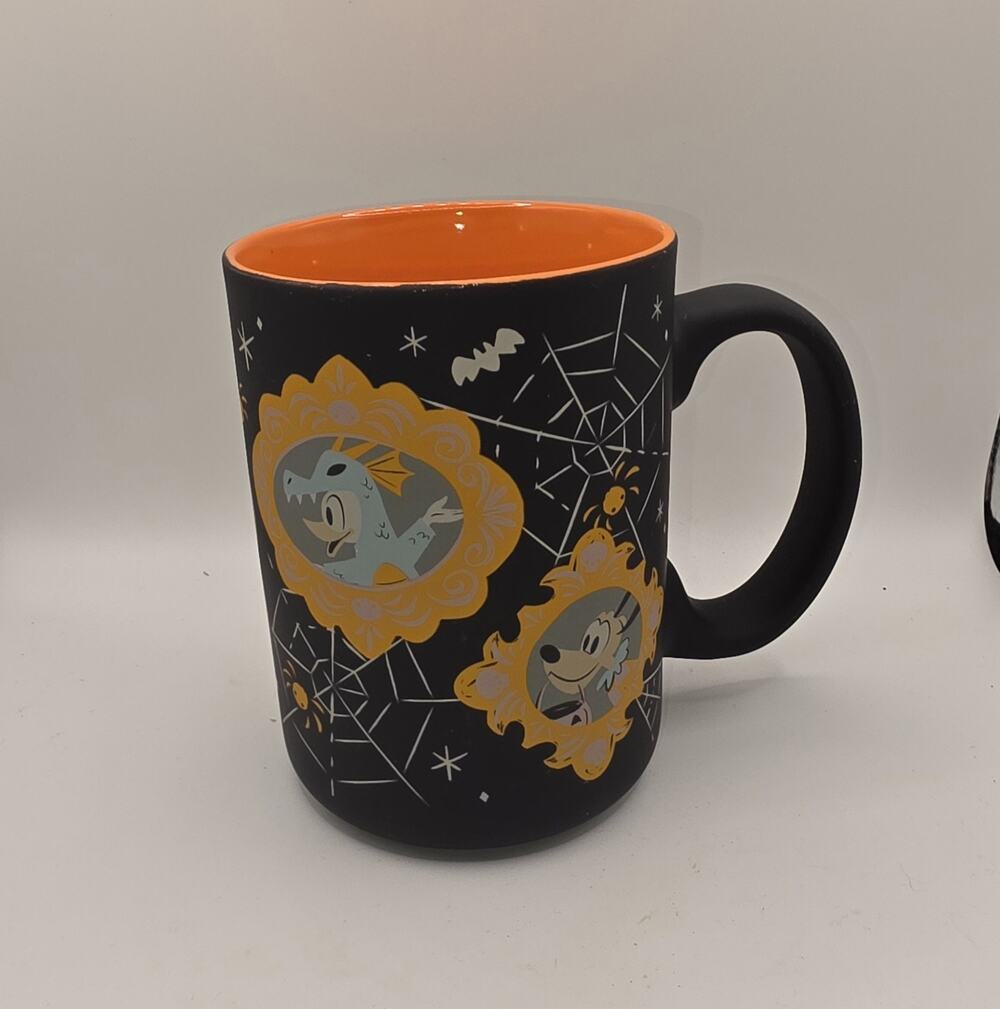 DISNEY Mickey Mouse & Friends HALLOWEEN Trick or Treat 2025 Soft Touch Mug